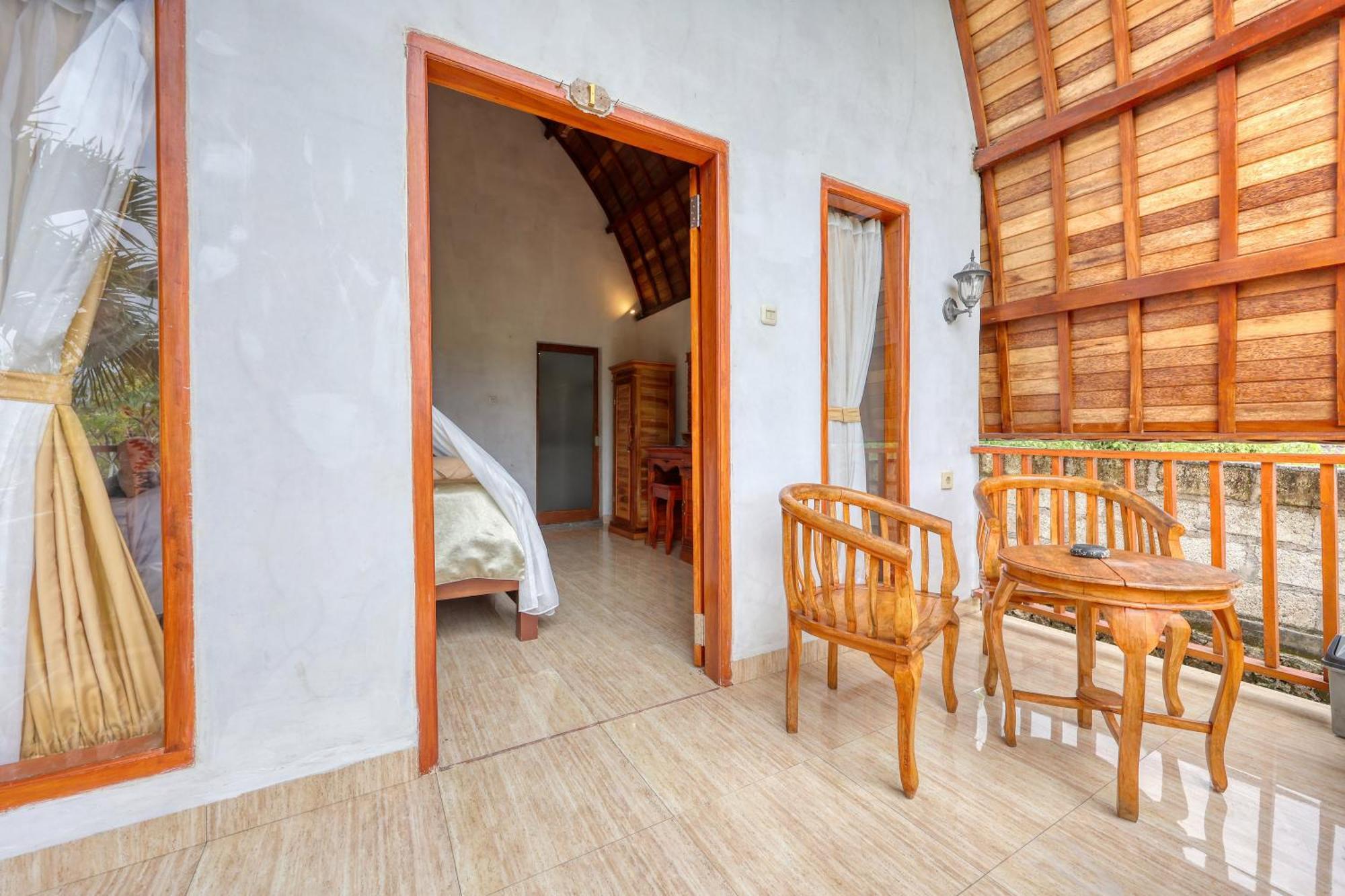Bagia Bungalows Batumadeg Habitación foto